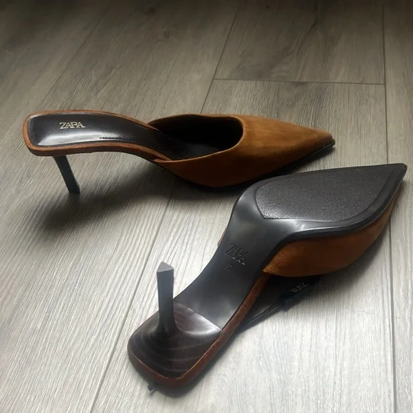 Elegant Brown Women's Mules - Picture 8 of 8